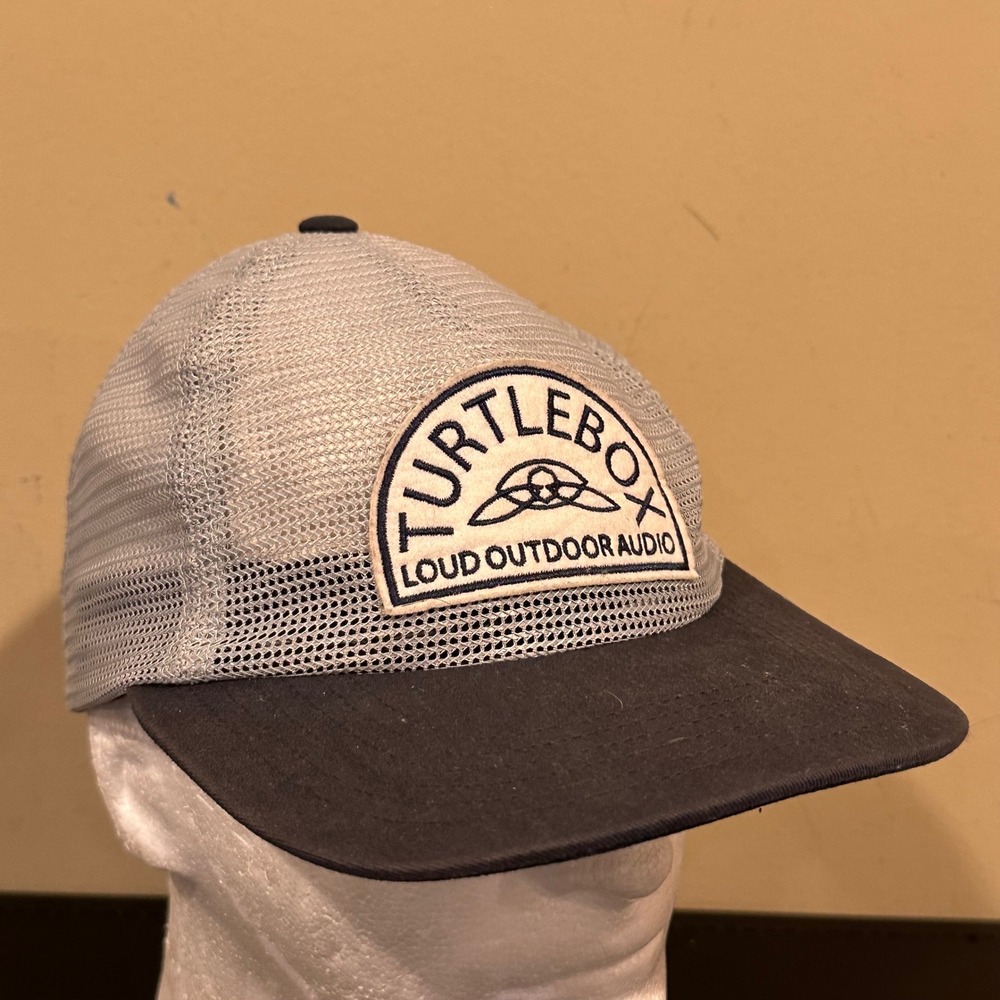 Turtlebox Loud Outdoor Audio Trucker Hat Mesh Snapback Cap Gray Black Patch